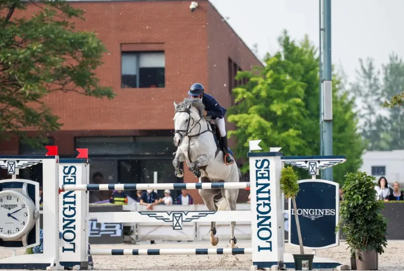 米兰milan助力2025国际马联场地障碍世界杯中国联赛